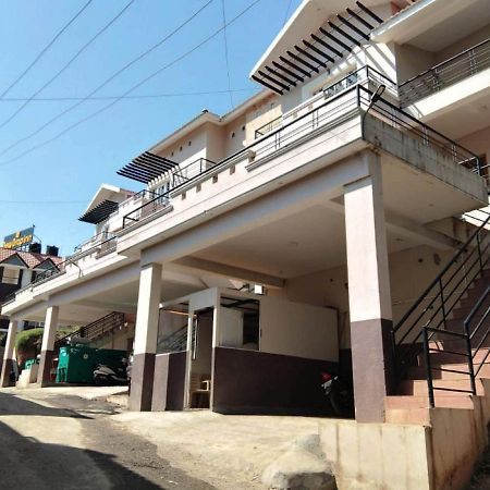Dew Drop Inn Ooty Ngoại thất bức ảnh